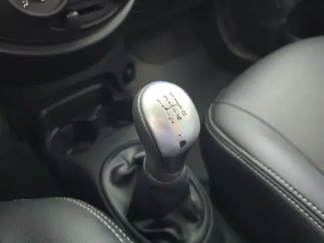 NISSAN March 1.0 12V 4P SV FLEX, Foto 9