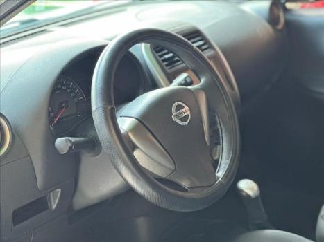 NISSAN March 1.0 12V 4P S FLEX, Foto 3