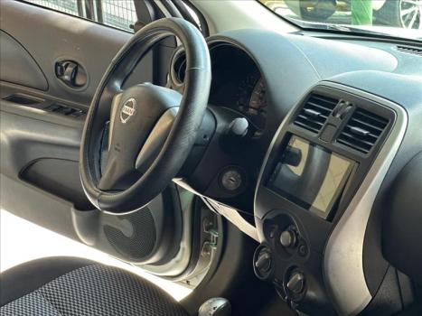 NISSAN March 1.0 12V 4P S FLEX, Foto 4
