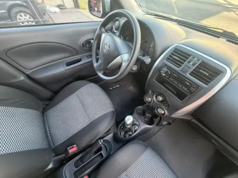 NISSAN March 1.0 12V 4P S FLEX, Foto 9