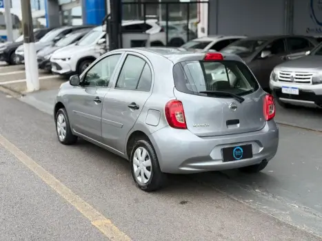 NISSAN March 1.0 12V 4P S FLEX, Foto 6
