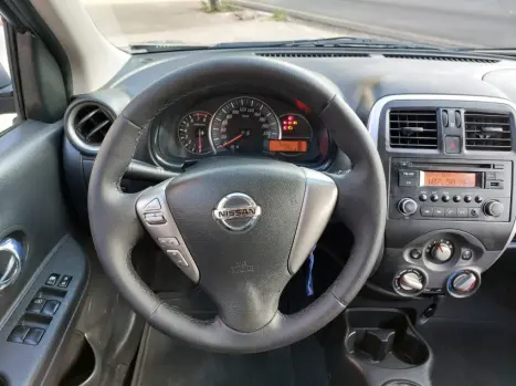 NISSAN March 1.0 16V 4P SV FLEX, Foto 9