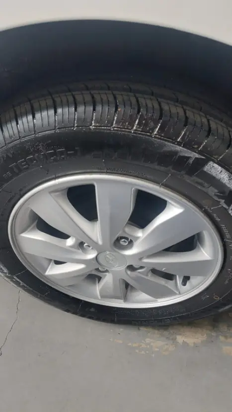 NISSAN March 1.0 16V 4P SV FLEX, Foto 11