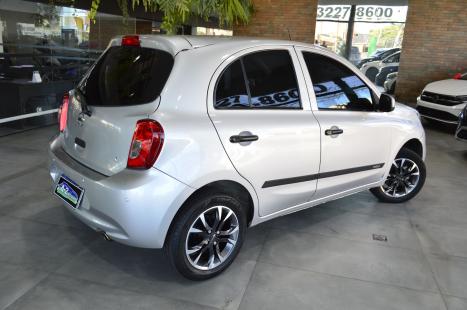 NISSAN March 1.0 16V 4P S FLEX, Foto 6