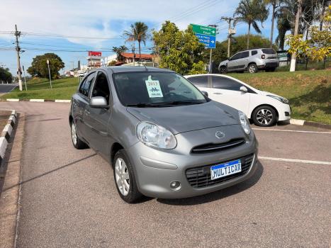 NISSAN March 1.0 16V 4P S FLEX, Foto 3