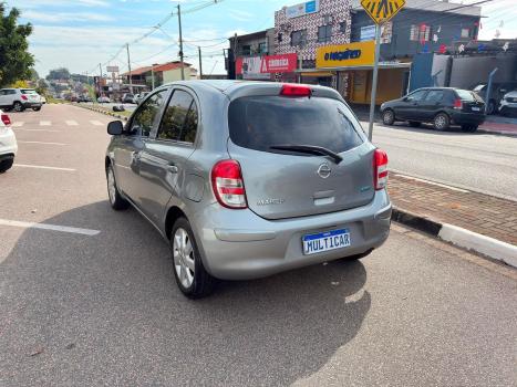 NISSAN March 1.0 16V 4P S FLEX, Foto 4
