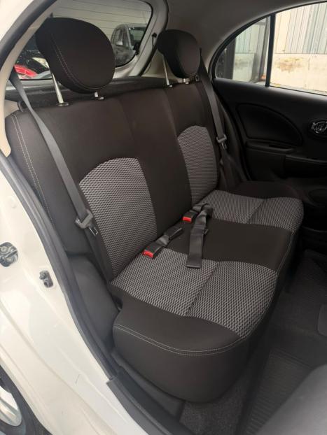 NISSAN March 1.0 16V 4P SV FLEX, Foto 9