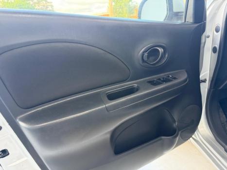 NISSAN March 1.0 16V 4P FLEX, Foto 6