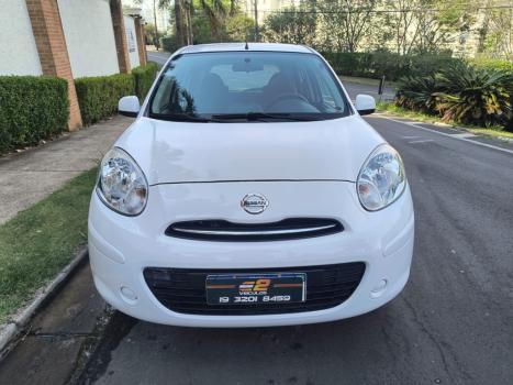 NISSAN March 1.6 16V 4P S FLEX, Foto 2
