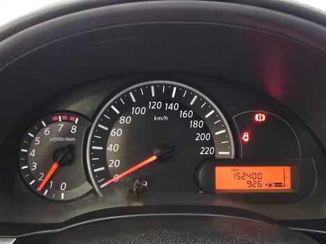 NISSAN March 1.6 16V 4P SR FLEX, Foto 12 NISSAN March 1.6 16V 4P SR FLEX, Foto 12