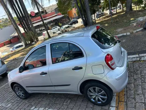 NISSAN March 1.6 16V 4P S FLEX, Foto 15 NISSAN March 1.6 16V 4P S FLEX, Foto 15