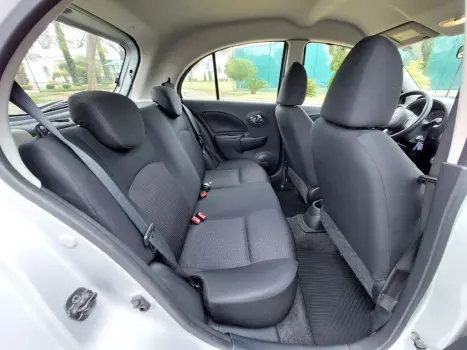 NISSAN March 1.6 16V 4P SV FLEX, Foto 15