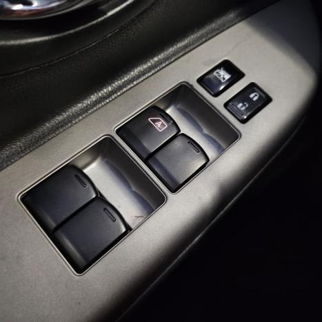 NISSAN March 1.6 16V 4P SL FLEX AUTOMTICO CVT, Foto 17