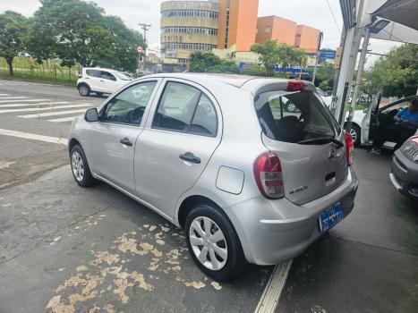 NISSAN March 1.6 16V 4P S FLEX, Foto 3