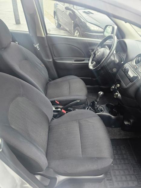 NISSAN March 1.6 16V 4P S FLEX, Foto 9