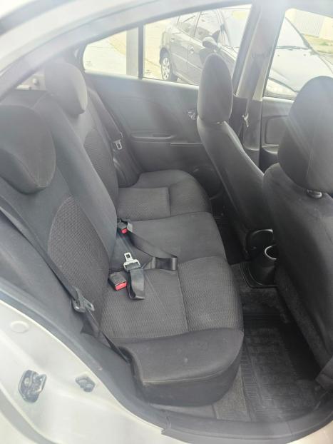 NISSAN March 1.6 16V 4P S FLEX, Foto 10