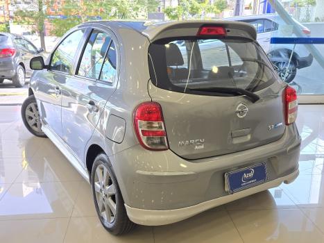 NISSAN March 1.6 16V 4P SR FLEX, Foto 4