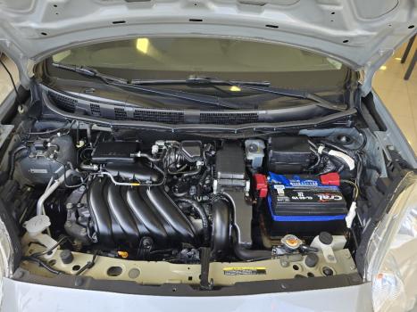NISSAN March 1.6 16V 4P SR FLEX, Foto 18