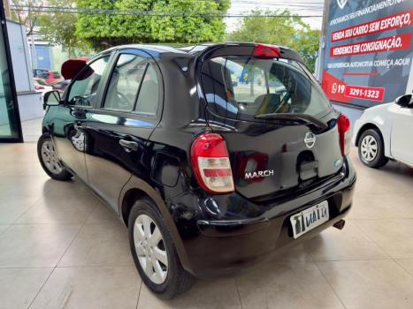 NISSAN March 1.6 16V 4P SV FLEX, Foto 4