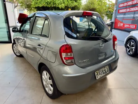 NISSAN March 1.6 16V 4P SV FLEX, Foto 4