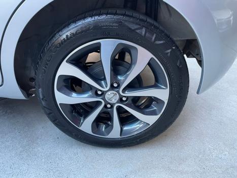 NISSAN March 1.6 16V 4P SL FLEX, Foto 13