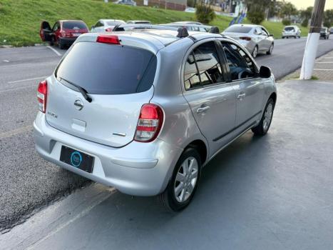 NISSAN March 1.6 16V 4P SV FLEX, Foto 4