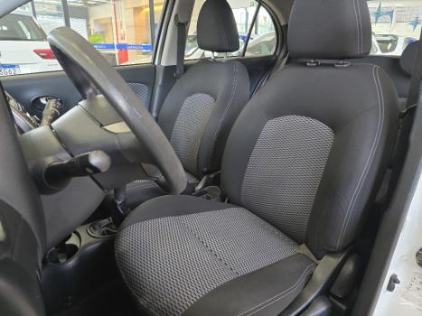 NISSAN March 1.6 16V 4P SV FLEX, Foto 13
