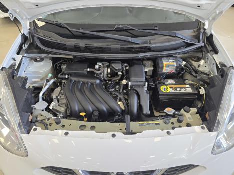 NISSAN March 1.6 16V 4P SV FLEX, Foto 18