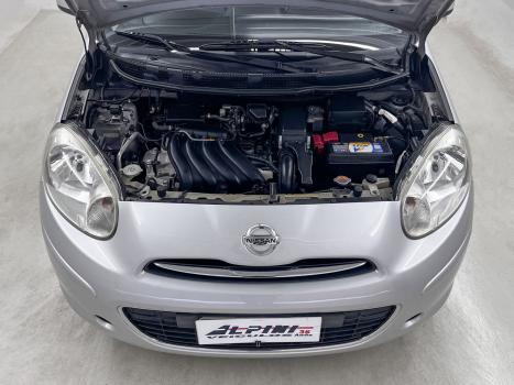 NISSAN March 1.6 16V 4P SV FLEX, Foto 9