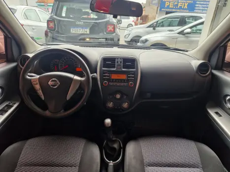 NISSAN March 1.6 16V 4P S FLEX, Foto 9