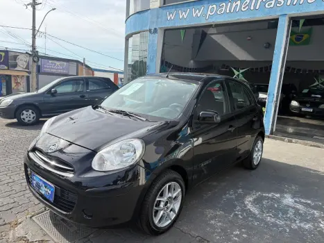 NISSAN March 1.6 16V 4P S FLEX, Foto 1