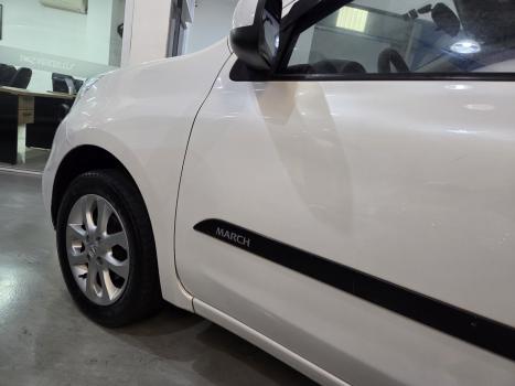 NISSAN March , Foto 7