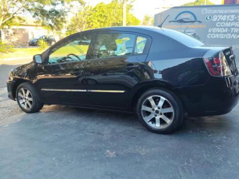 NISSAN Sentra 2.0 16V 4P, Foto 2 NISSAN Sentra 2.0 16V 4P, Foto 2