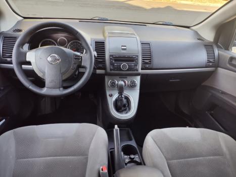 NISSAN Sentra 2.0 16V 4P, Foto 8 NISSAN Sentra 2.0 16V 4P, Foto 8