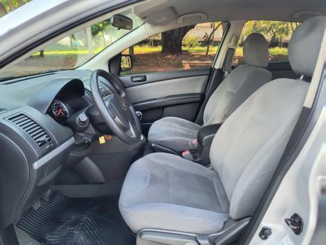 NISSAN Sentra 2.0 16V 4P, Foto 8
