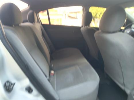 NISSAN Sentra 2.0 16V 4P, Foto 12