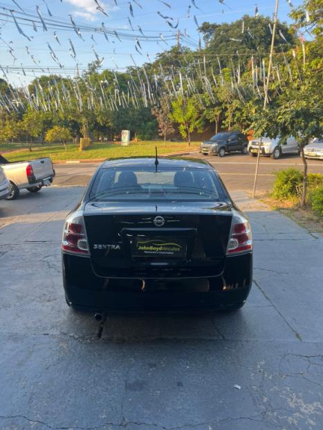 NISSAN Sentra 2.0 16V 4P S AUTOM�TICO CVT, Foto 4