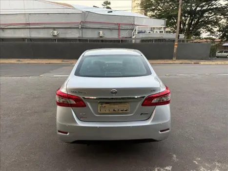 NISSAN Sentra 2.0 16V 4P SV FLEX AUTOM�TICO CVT, Foto 4