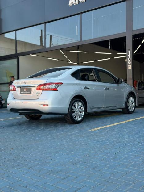 NISSAN Sentra 2.0 16V 4P SL AUTOM�TICO CVT, Foto 6