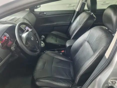 NISSAN Sentra 2.0 16V 4P SL AUTOMÁTICO CVT, Foto 14