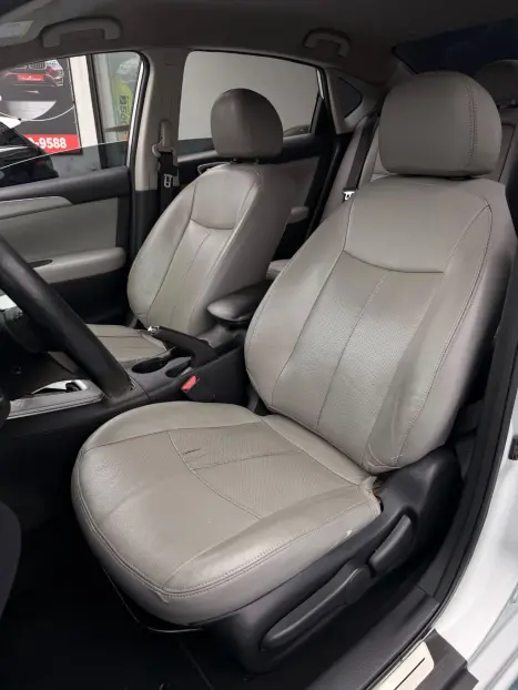 NISSAN Sentra 2.0 16V 4P SV FLEX AUTOMÁTICO CVT, Foto 12