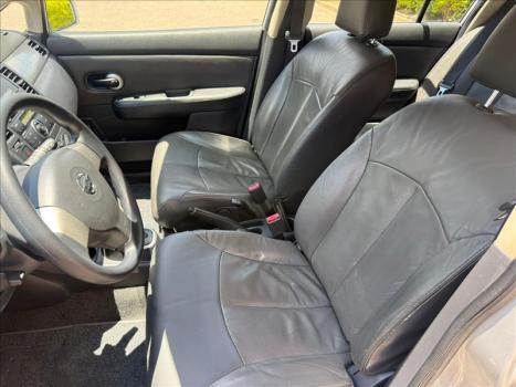 NISSAN Tiida Hatch 1.8 16V 4P S FLEX AUTOM�TICO, Foto 5