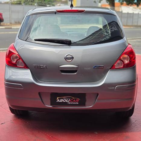 NISSAN Tiida Hatch 1.8 16V 4P S FLEX, Foto 6