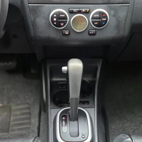 NISSAN Tiida Hatch 1.8 16V 4P Sl AUTOMÁTICO, Foto 10