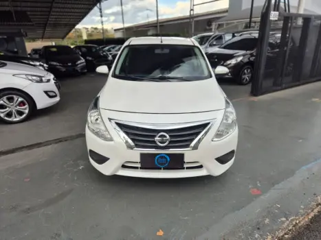 NISSAN Versa Sedan 1.6 16V 4P FLEX SV, Foto 2