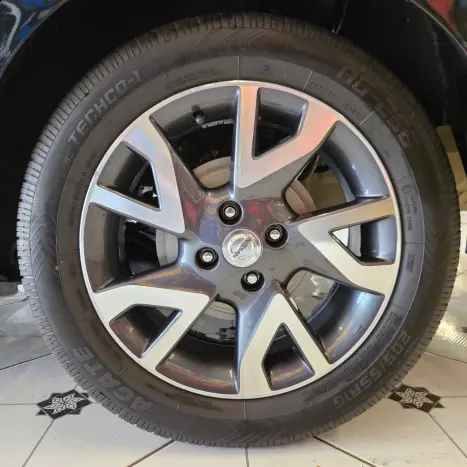 NISSAN Versa Sedan 1.6 16V 4P UNIQUE FLEX, Foto 10