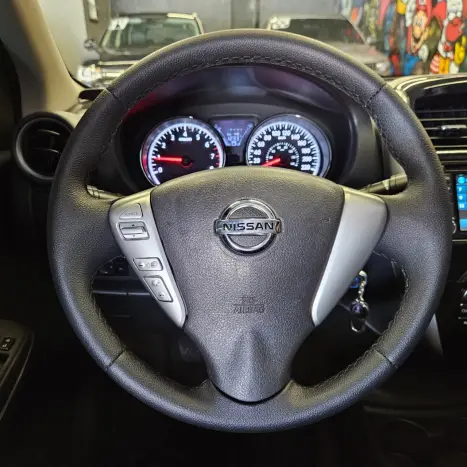NISSAN Versa Sedan 1.6 16V 4P UNIQUE FLEX, Foto 14