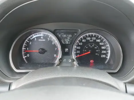 NISSAN Versa Sedan 1.6 16V 4P FLEXSTART V-DRIVE SPECIAL EDITION XTRONIC AUTOMTICO CVT, Foto 10