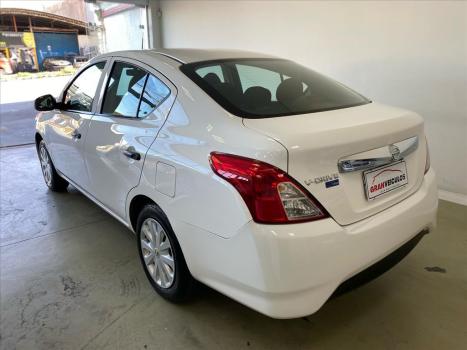 NISSAN Versa Sedan 1.6 16V 4P FLEXSTART V-DRIVE, Foto 5