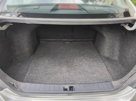 NISSAN Versa Sedan 1.6 16V 4P FLEX SL, Foto 15